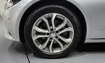Mercedes-Benz C-Class 2016, 48638 км, за 10921.14 USD - фото 5