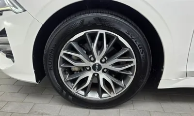 Kia K5 2022, 50456 км, за 14977.21 USD