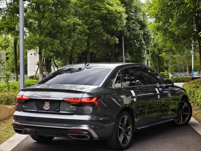 Audi A4L 2021, 76000 км, за 19658.24 USD