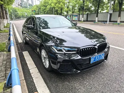 BMW 5 Series 2020, 160000 км, за 17946.32 USD