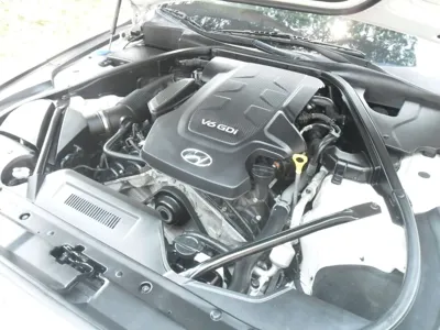 Hyundai Genesis 2016, 72000 км, за 10614.05 USD - фото 20