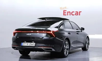 Kia K8 2022, 81012 км, за 17832.84 USD