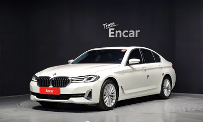 BMW 5-Series · 2021 год