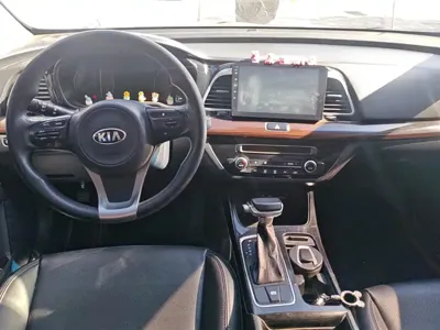 Kia K4