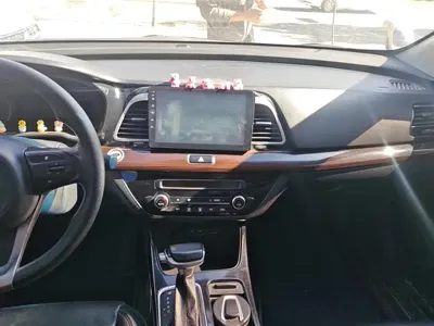 Kia K4