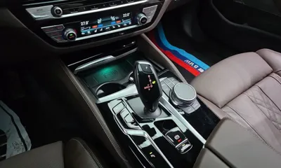 BMW 5-Series 2023, 27998 км, за 35348.53 USD - фото 9