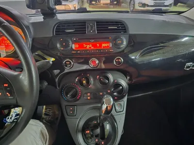 Fiat 500 2013, 60000 км, за 6186.1 USD - фото 9