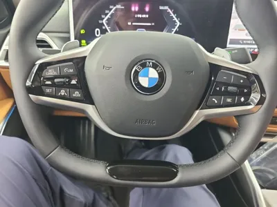BMW 3-Series 2025, 7877 км, за 27349.08 USD - фото 7
