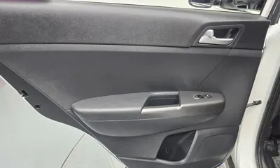 Kia Sportage 2019, 129996 км, за 9124.33 USD - фото 25