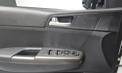 Kia Sportage 2019, 129996 км, за 9124.33 USD - фото 30