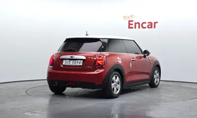 MINI Cooper 2014, 80966 км, за 3237.53 USD