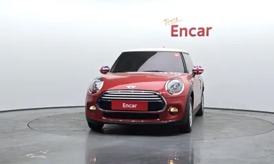 MINI Cooper 2014, 80966 км, за 3237.53 USD