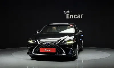 Lexus ES 2022, 84161 км, за 30675.24 USD