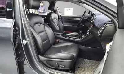 Hyundai Grandeur 2018, 179112 км, за 7532.21 USD - фото 11