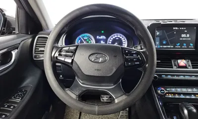 Hyundai Grandeur 2018, 179112 км, за 7532.21 USD - фото 13