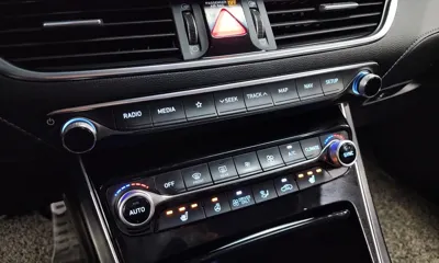 Hyundai Grandeur 2018, 179112 км, за 7532.21 USD - фото 16