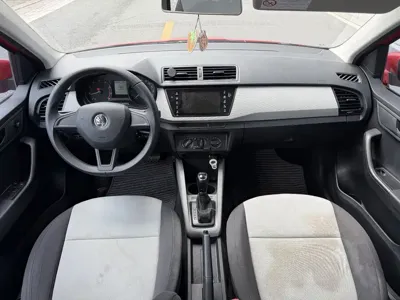 Skoda Fabia 2016, 129000 км, за 3457.85 USD - фото 9