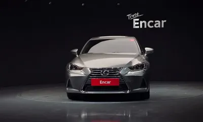 Lexus IS 2017, 89432 км, за 11051.16 USD