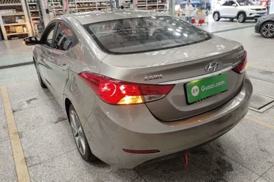 Hyundai Elantra (5th Generation 2015, 25800 км, за 6532 USD
