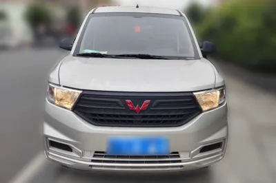 Wuling Hongguang V 2022, 6000 км, за 8974 USD