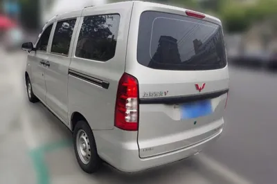 Wuling Hongguang V 2022, 6000 км, за 8974 USD