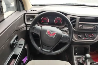 Wuling Hongguang V 2022, 6000 км, за 8974 USD - фото 9