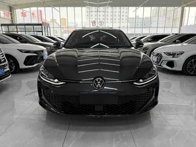 Volkswagen Lamando 2023, 33300 км, за 17533.76 USD