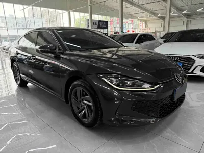 Volkswagen Lamando 2023, 33300 км, за 17533.76 USD
