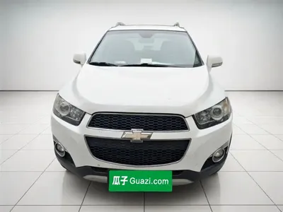 Chevrolet Captiva 2015, 182700 км, за 2354.28 USD
