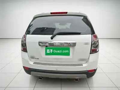 Chevrolet Captiva 2015, 182700 км, за 2354.28 USD
