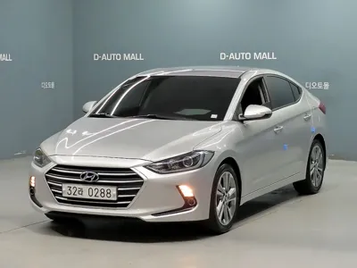 Hyundai Avante · 2017 год