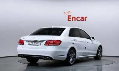 Mercedes-Benz E-Class 2016, 138084 км, за 7752.45 USD