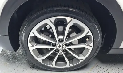 KG_Mobility_Ssangyong TIBOLI 2017, 126181 км, за 4033.31 USD