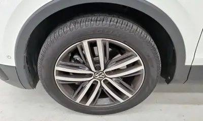 Volkswagen Tiguan 2023, 26867 км, за 20316.46 USD - фото 6