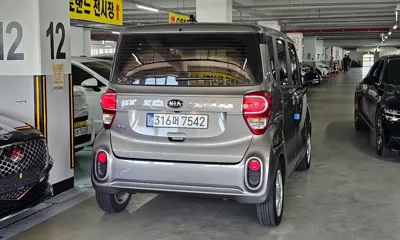 Kia Ray 2021, 31991 км, за 7936.51 USD
