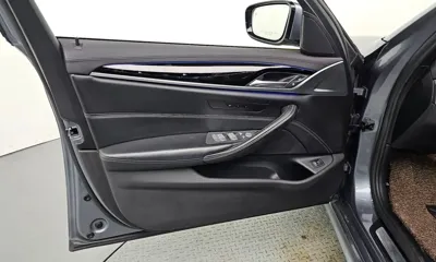 BMW 5-Series 2019, 89106 км, за 17915.32 USD - фото 24