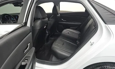 Hyundai Avante 2021, 57770 км, за 10505.45 USD - фото 11