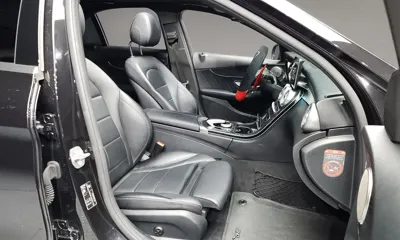Mercedes-Benz C-Class 2018, 106748 км, за 11562.6 USD - фото 11