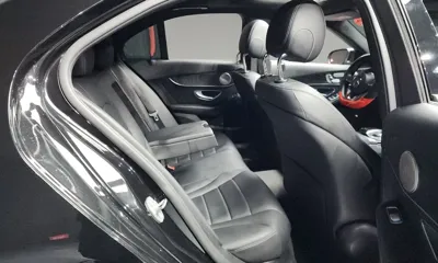 Mercedes-Benz C-Class 2018, 106748 км, за 11562.6 USD - фото 12