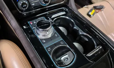 Jaguar XJ 2018, 68970 км, за 17486.83 USD - фото 9