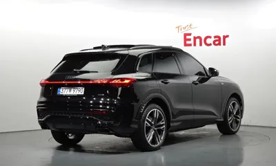 Audi Q5 2025, 3044 км, за 53786.53 USD