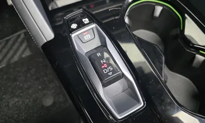 Audi Q5 2025, 3044 км, за 53452.46 USD - фото 9
