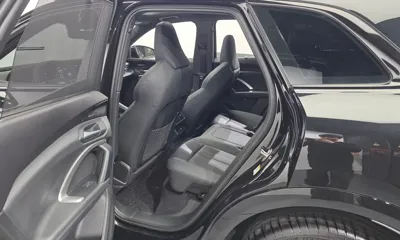 Audi Q5 2025, 3044 км, за 53452.46 USD - фото 11