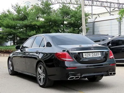 Mercedes-Benz E-Class 2019, 96134 км, за 15536.63 USD