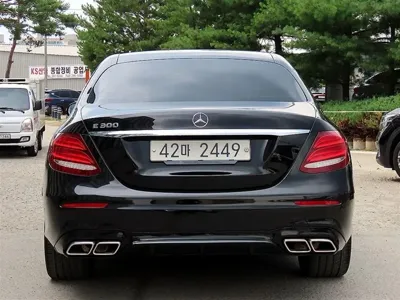 Mercedes-Benz E-Class 2019, 96134 км, за 15536.63 USD