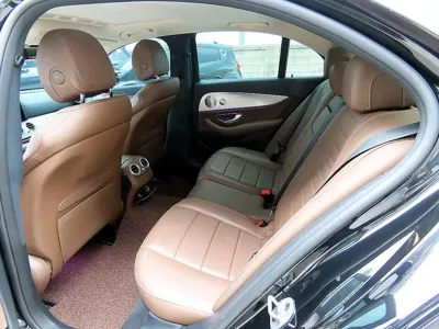 Mercedes-Benz E-Class 2019, 96134 км, за 15536.63 USD - фото 6