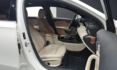 Mercedes-Benz A-Class 2022, 23514 км, за 16807.83 USD - фото 10