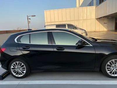 BMW 1-Series 2020, 118000 км, за 9281.87 USD