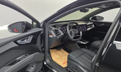 Audi Q4 e-tron 2023, 27851 км, за 25407.18 USD - фото 10