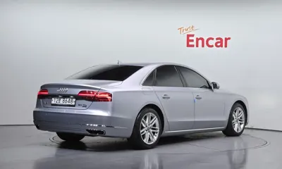 Audi A8 2015, 197867 км, за 9056.06 USD